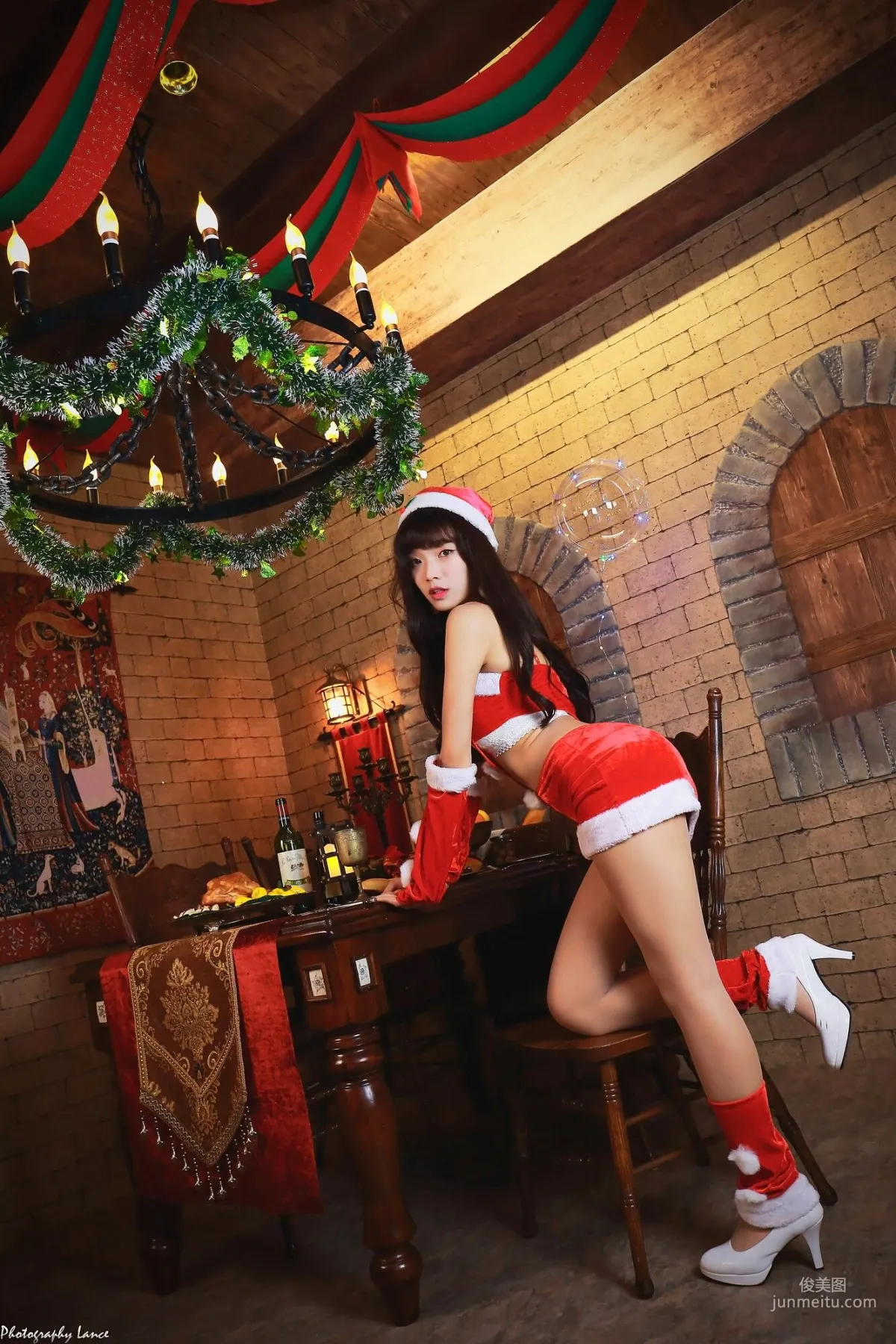 [台灣網紅美女] Kitty 2017聖誕女郎 聖誕酒館 寫真集 5