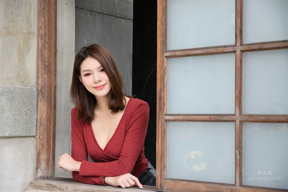 [台灣網紅美女] Kate - 外拍超短皮裙系列 寫真集 21