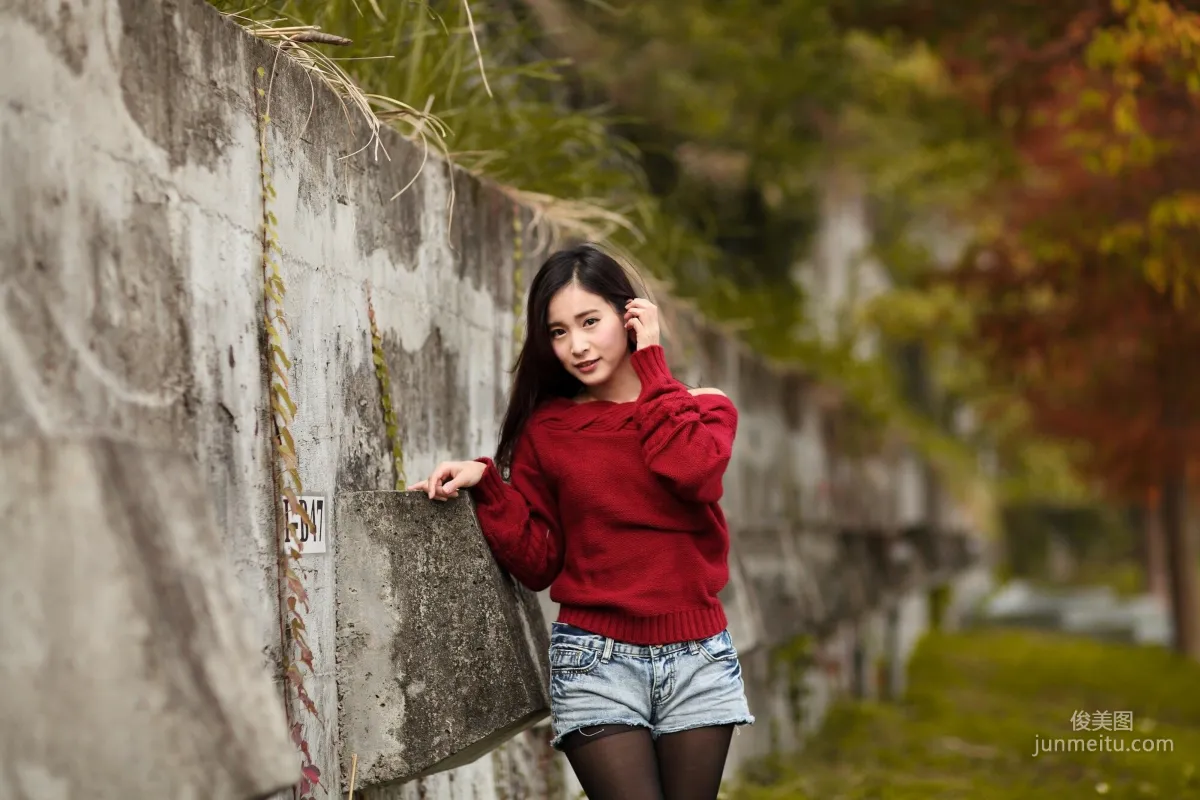 [台灣女神] 孟潔 (兩套服裝） 寫真集 22
