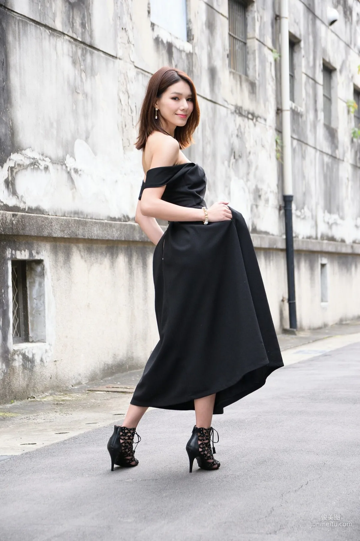 [台湾正妹] Kate - 外拍优雅长裙 写真集23