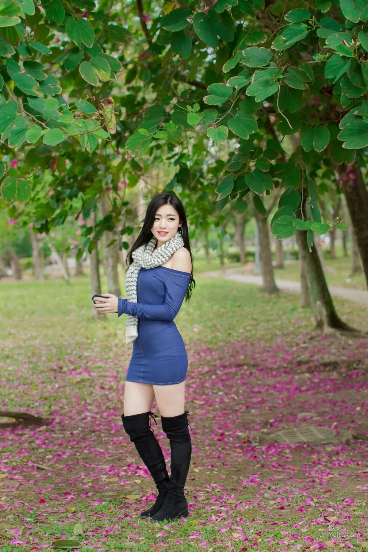 [台灣網紅美女] 謝立琪 大安森林公園 寫真集 34