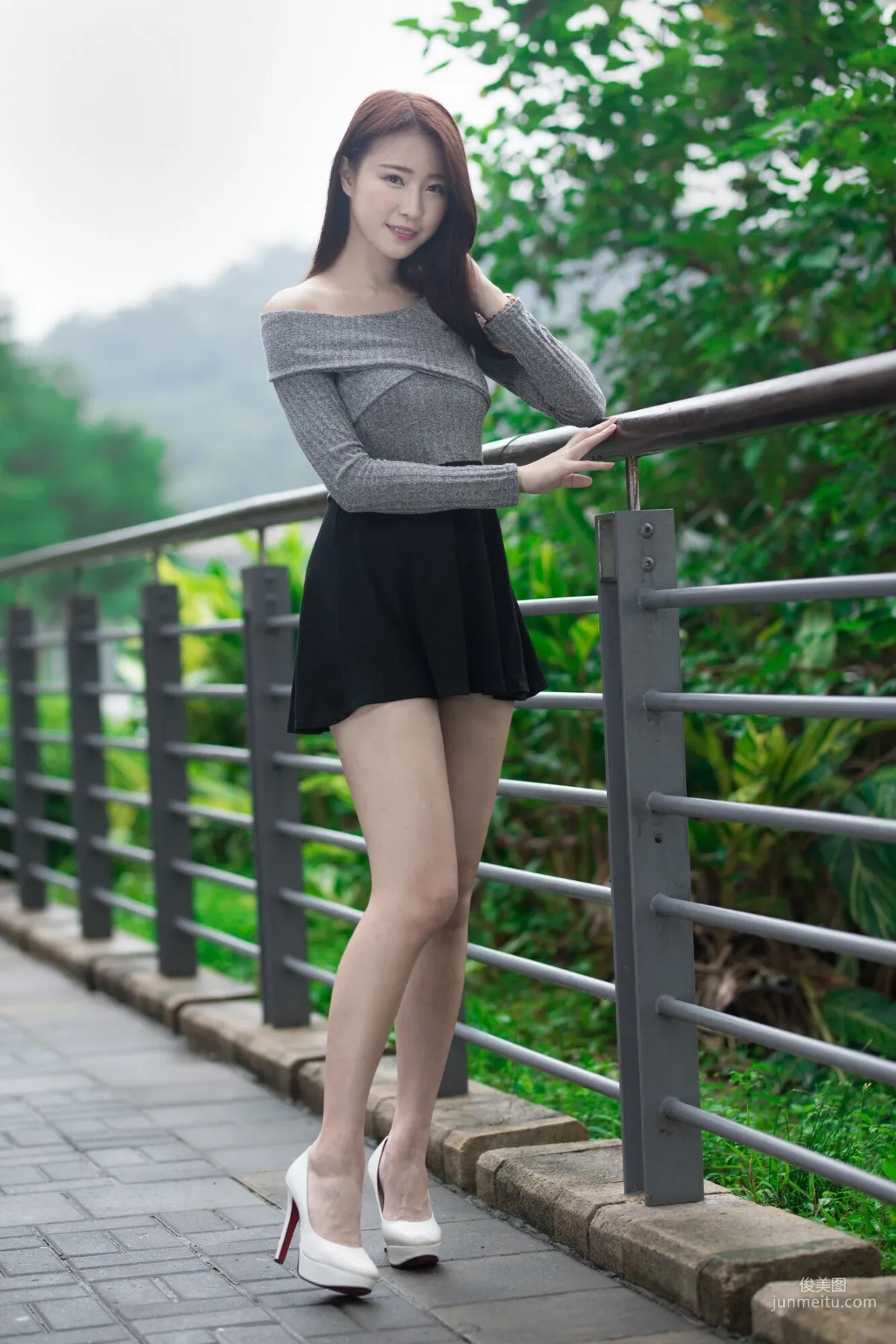 [台灣網紅美女] Lia楊思原《新店碧潭》 寫真集 11