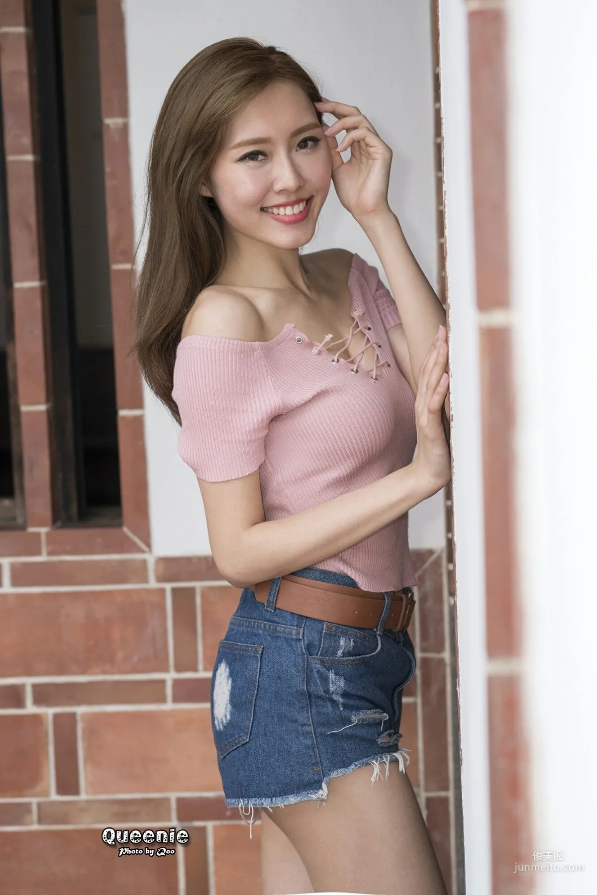 [台灣正妹] Queenie/Q尼 - 熱褲美腿街拍 寫真集 97