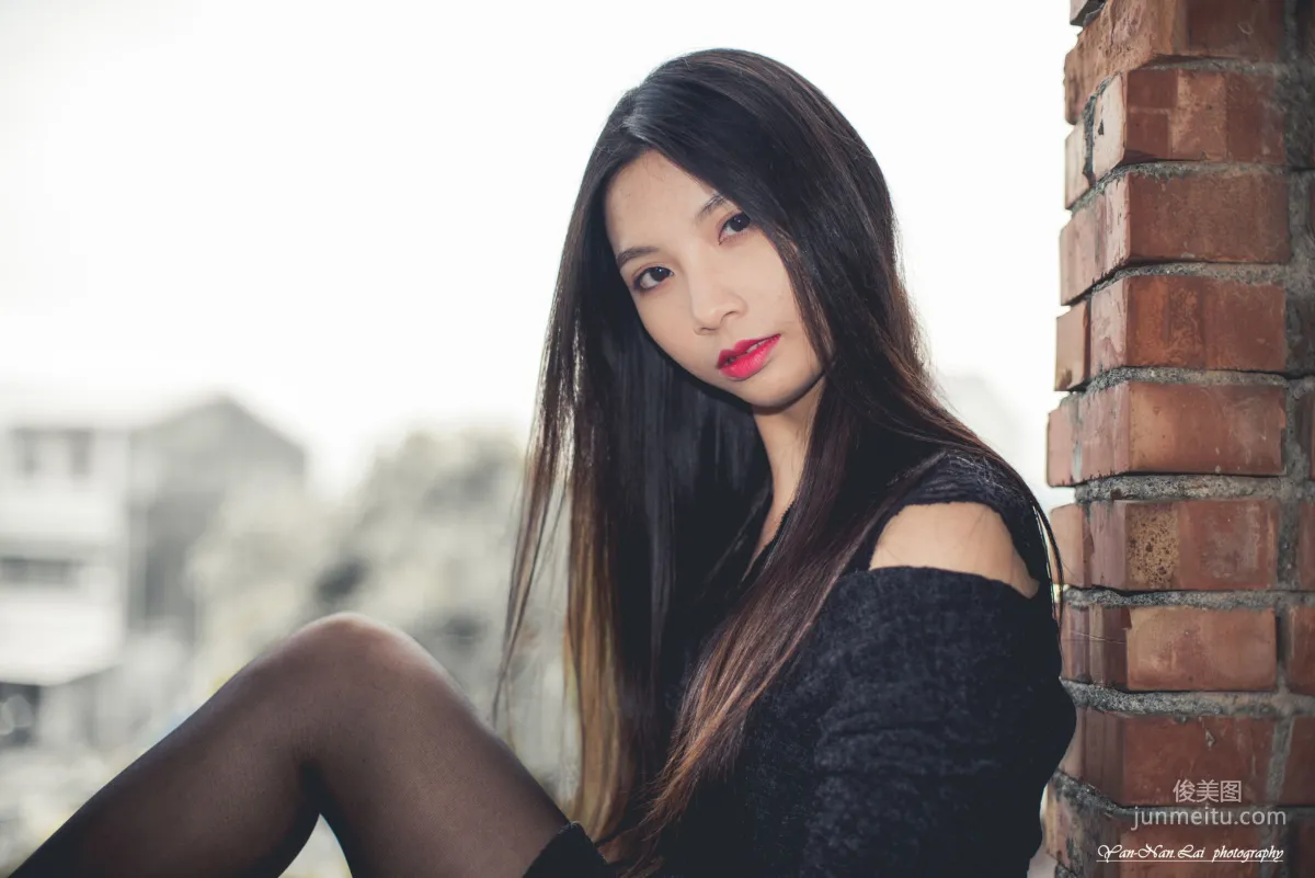 [台灣嫩模] Jenny《黑絲外拍》 寫真集 27