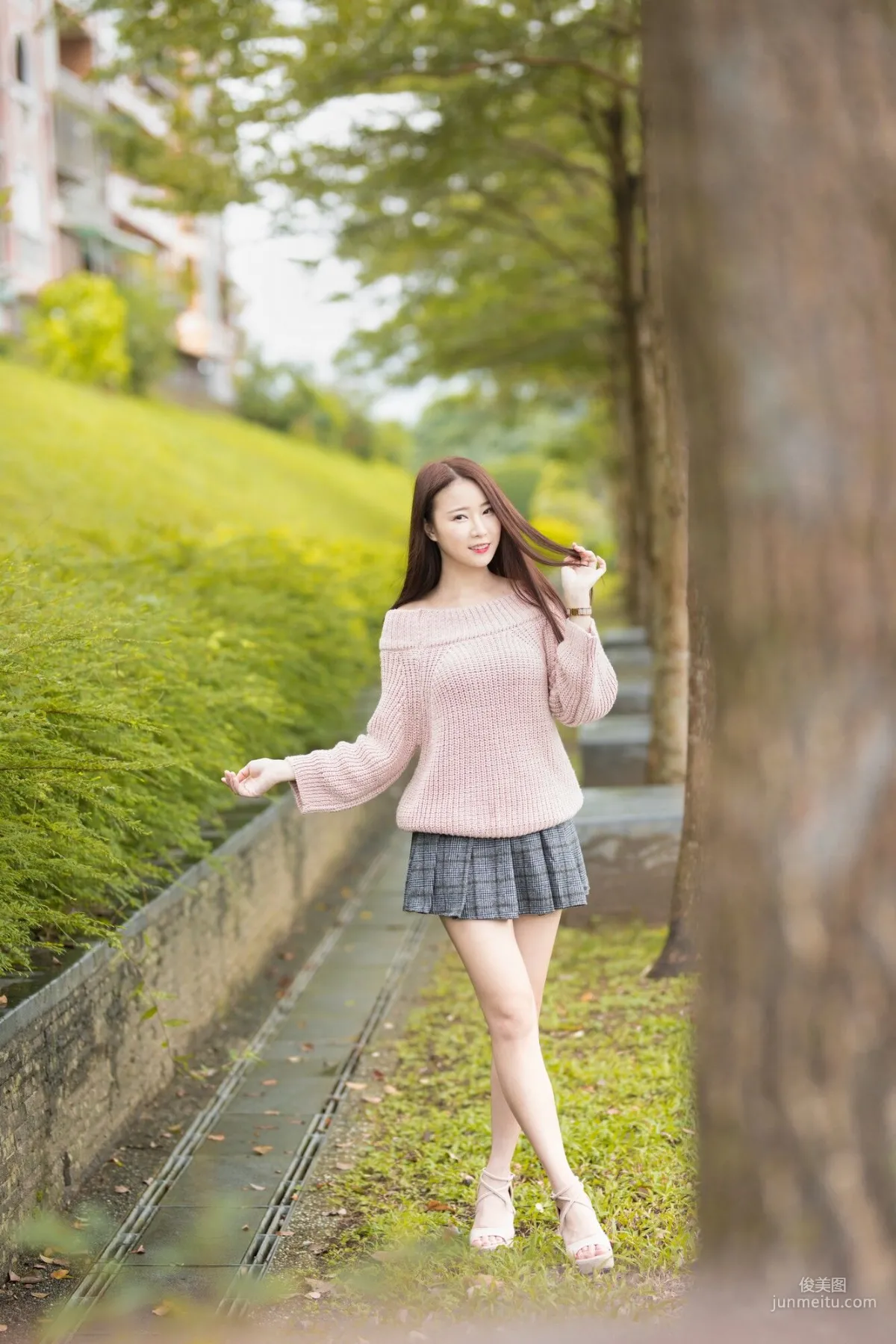 [台灣網紅美女] Lia楊思原《新店碧潭》 寫真集 10