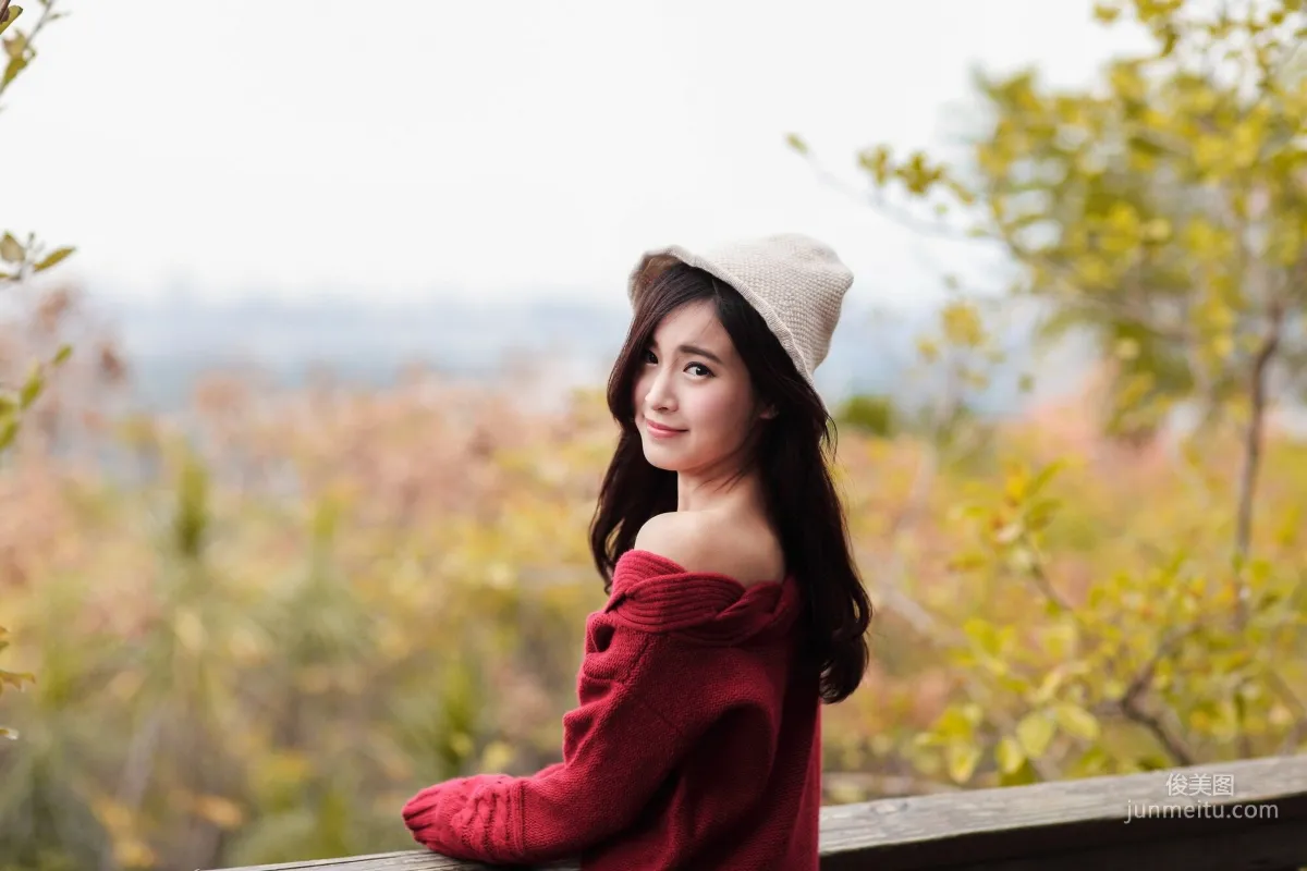 [台灣女神] 孟潔 (兩套服裝） 寫真集 64