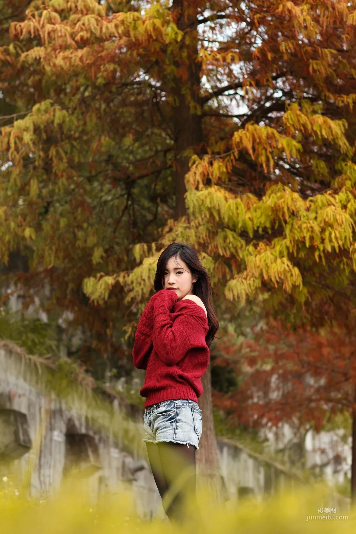 [台灣女神] 孟潔 (兩套服裝） 寫真集 10