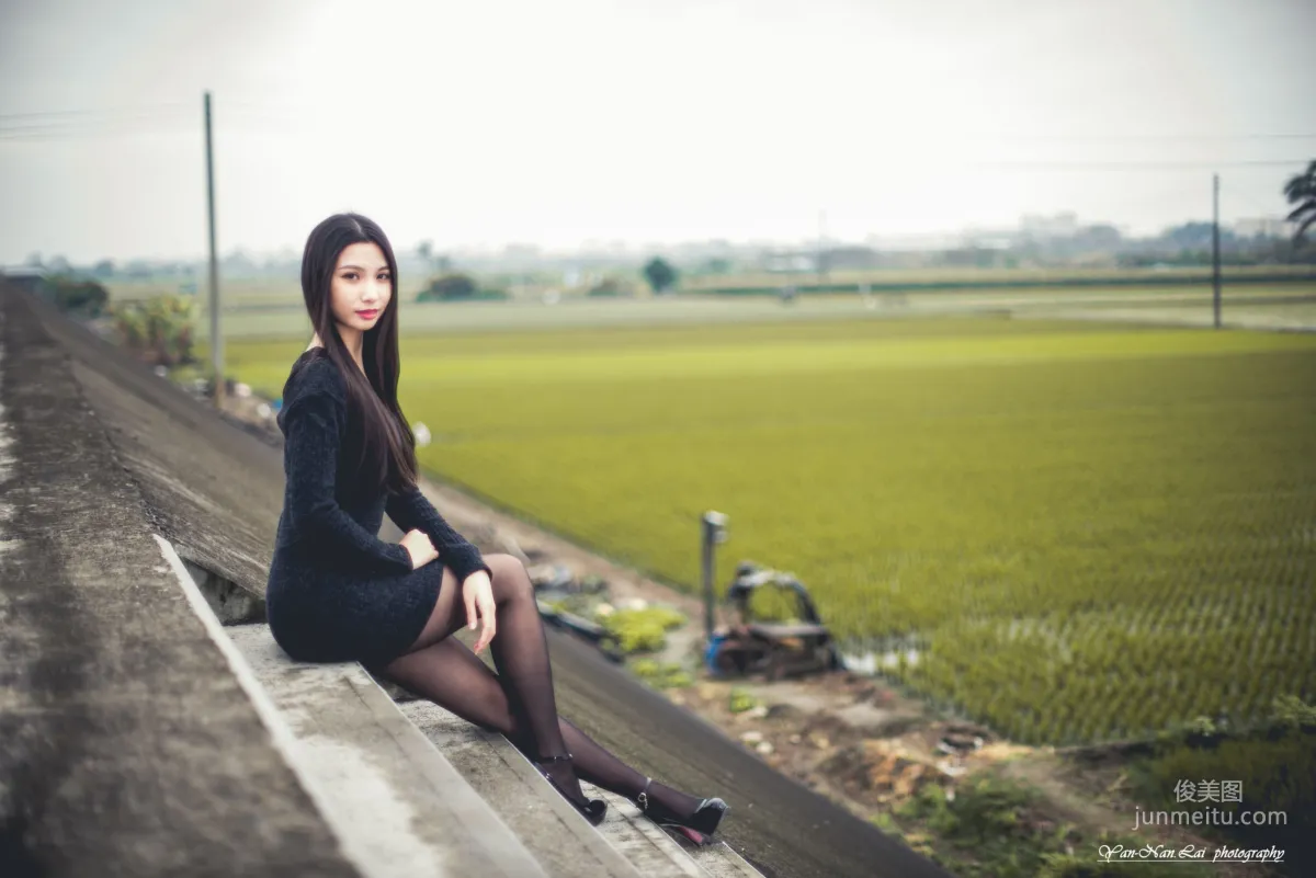 [台灣嫩模] Jenny《黑絲外拍》 寫真集 25