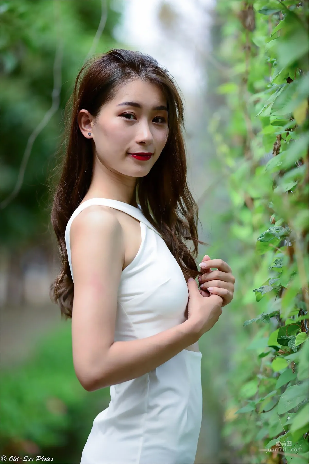 [台灣正妹] 小雨《左營植物園》 性感外拍 寫真集 36