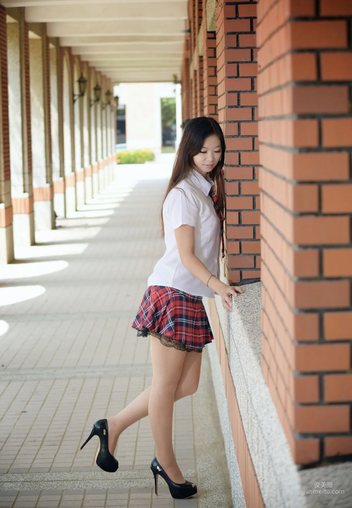 [台灣正妹] 小雯 - 成大外拍共兩套服裝 寫真集 20