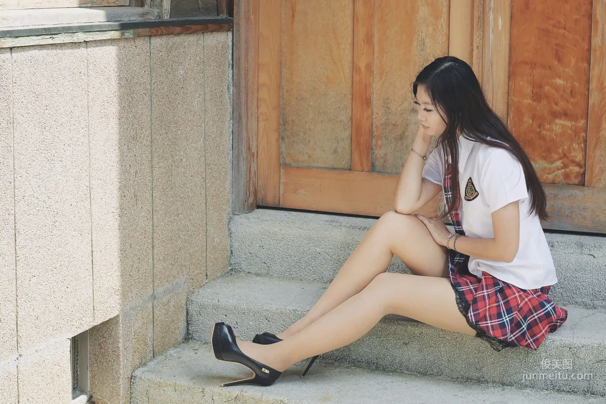 [台灣正妹] 小雯 - 成大外拍共兩套服裝 寫真集 25