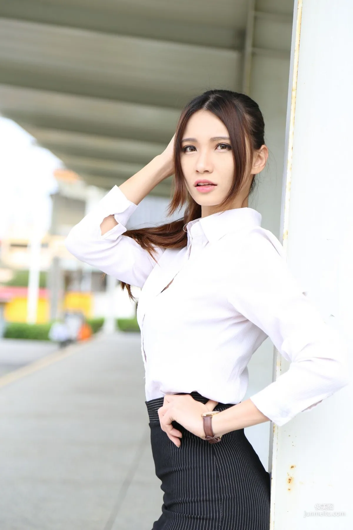 [台灣嫩模] 蔡譯心Candice - 街拍黑絲OL 寫真集 5