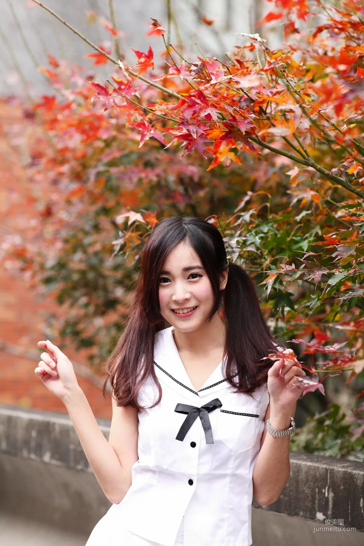 [台灣女神] 孟潔 (兩套服裝） 寫真集 77