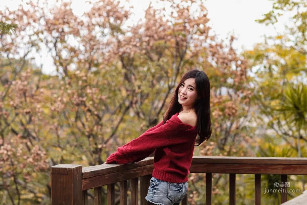 [台灣女神] 孟潔 (兩套服裝） 寫真集 68