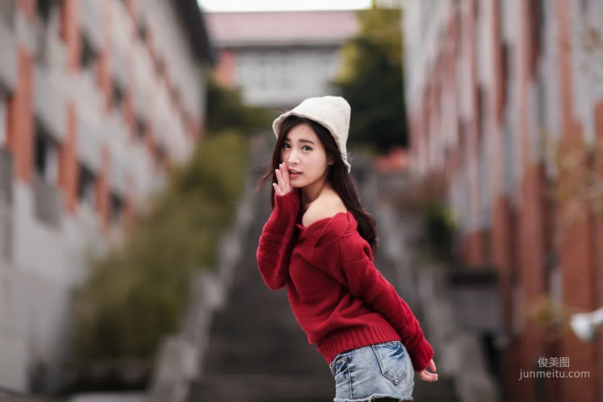 [台灣女神] 孟潔 (兩套服裝） 寫真集 62