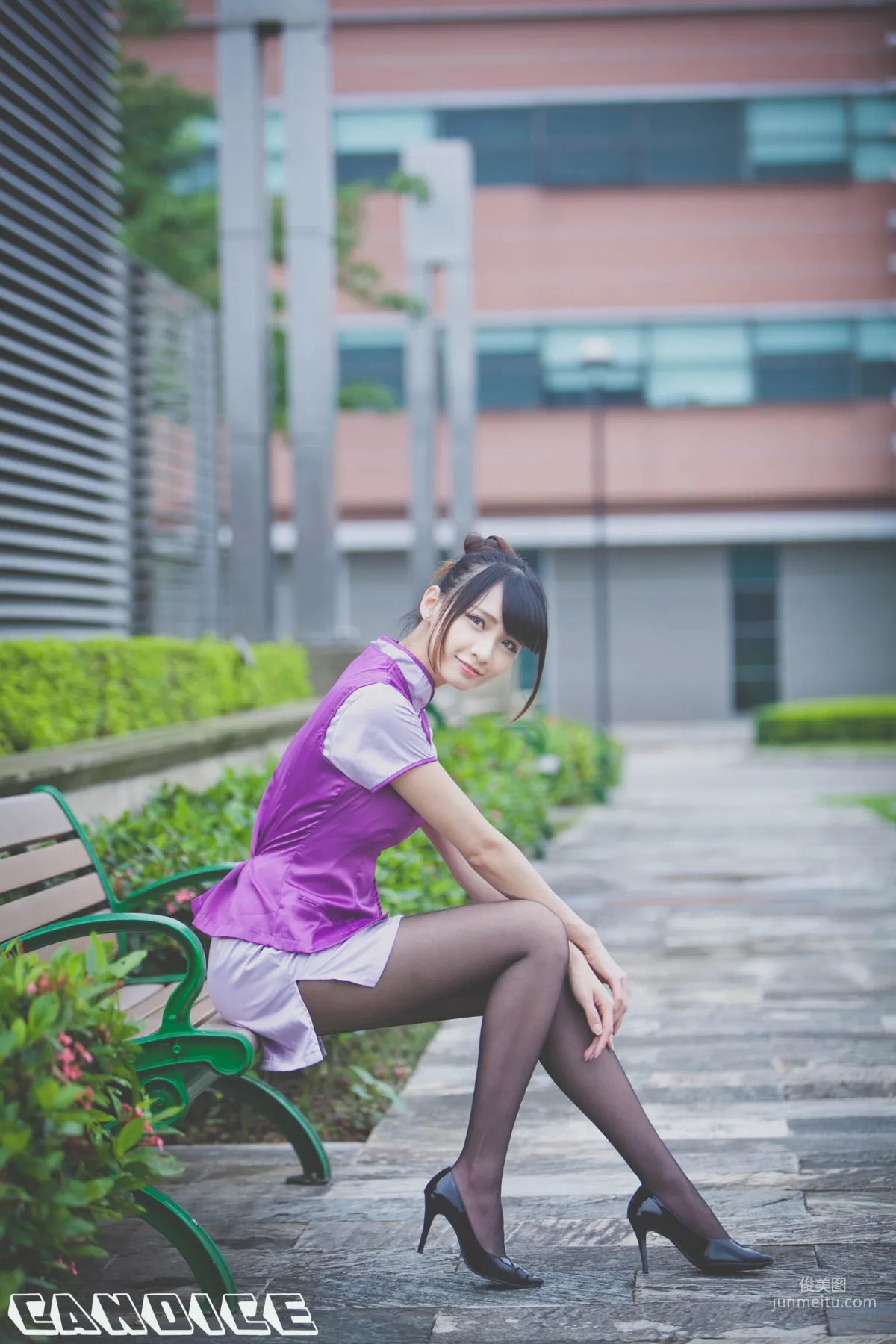[台灣正妹] 蔡譯心Candice《空姐黑絲街拍》 寫真集 26
