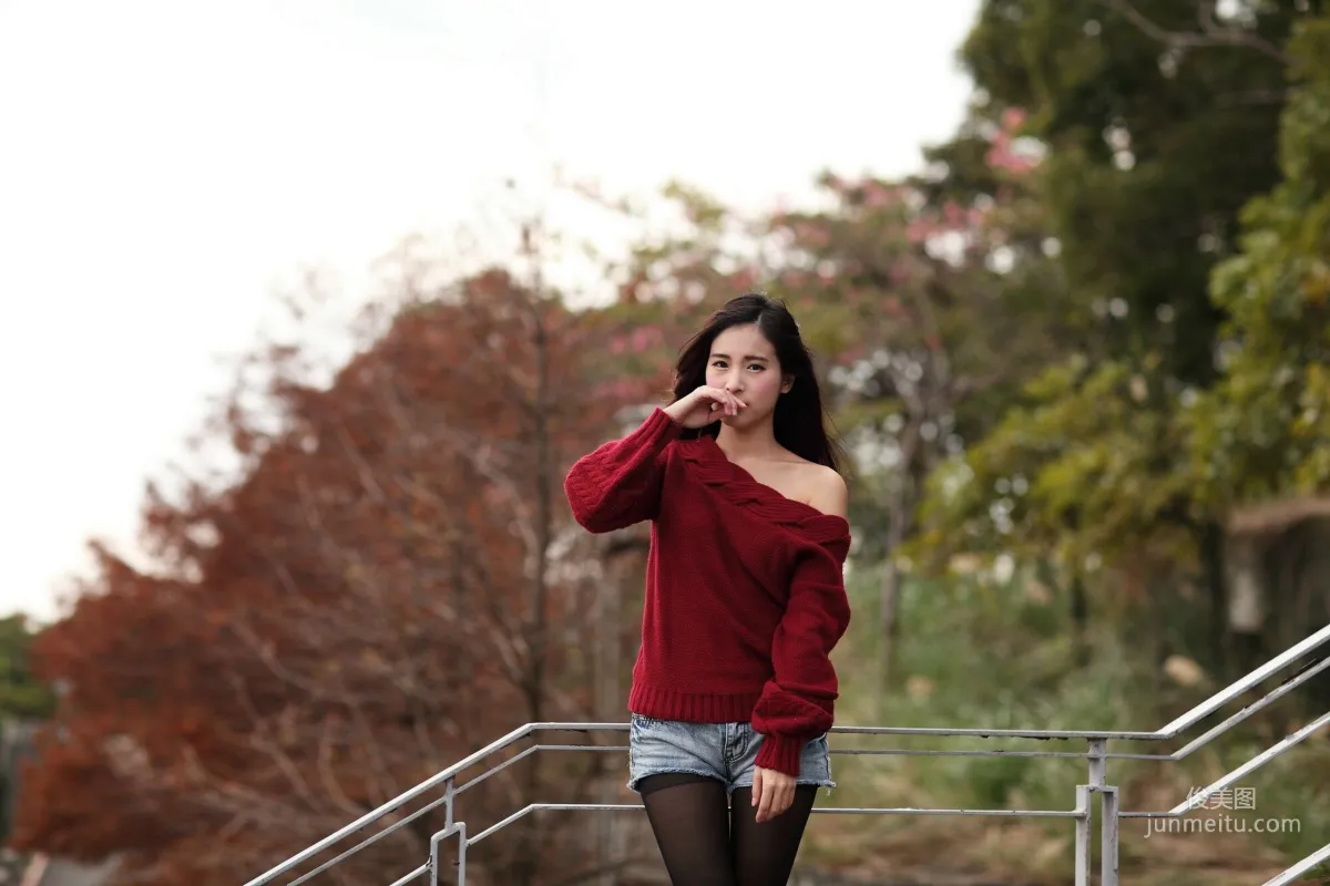 [台灣女神] 孟潔 (兩套服裝） 寫真集 6