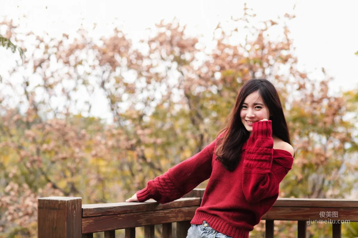 [台灣女神] 孟潔 (兩套服裝） 寫真集 69