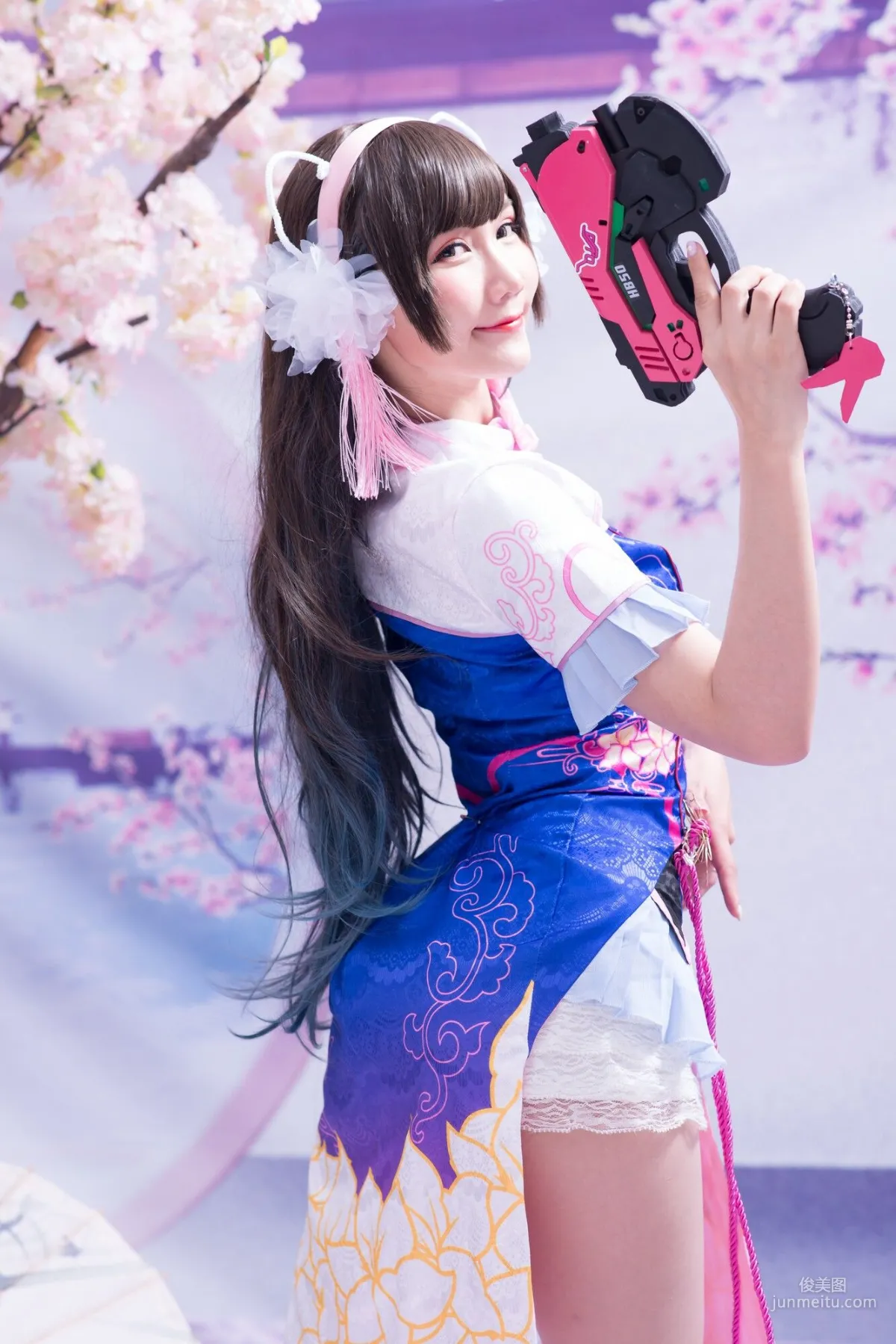 [台灣女神] 喬喬兒《琴棚電玩少女DVA》 寫真集 19