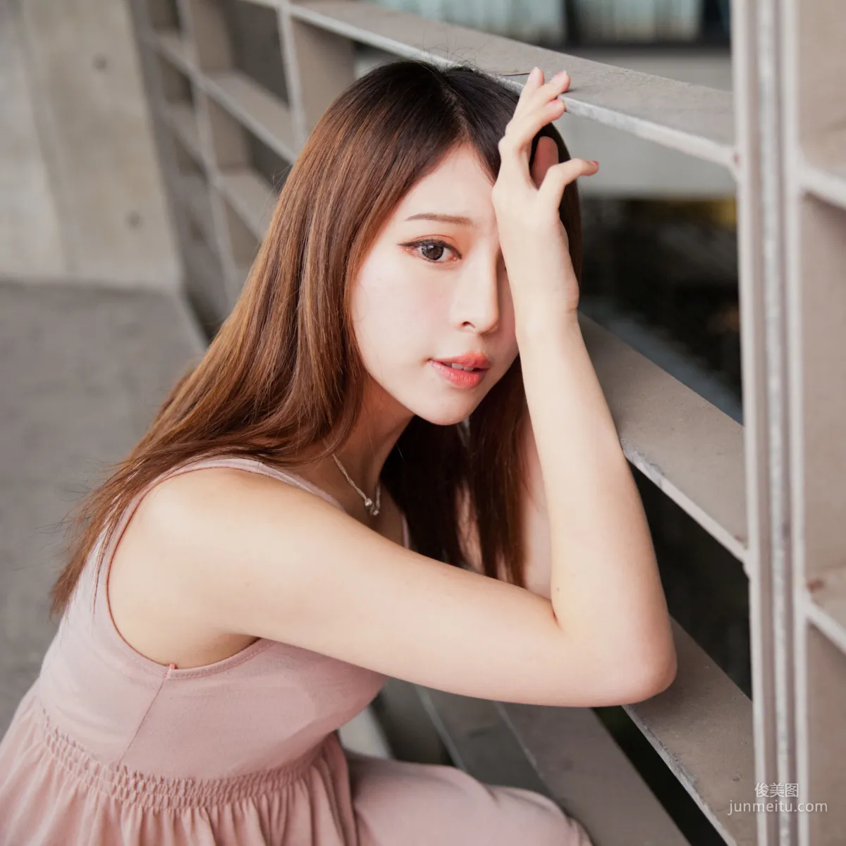 [台灣女神] 張齊郡《2013-JuLie玉美人!》 寫真集 35
