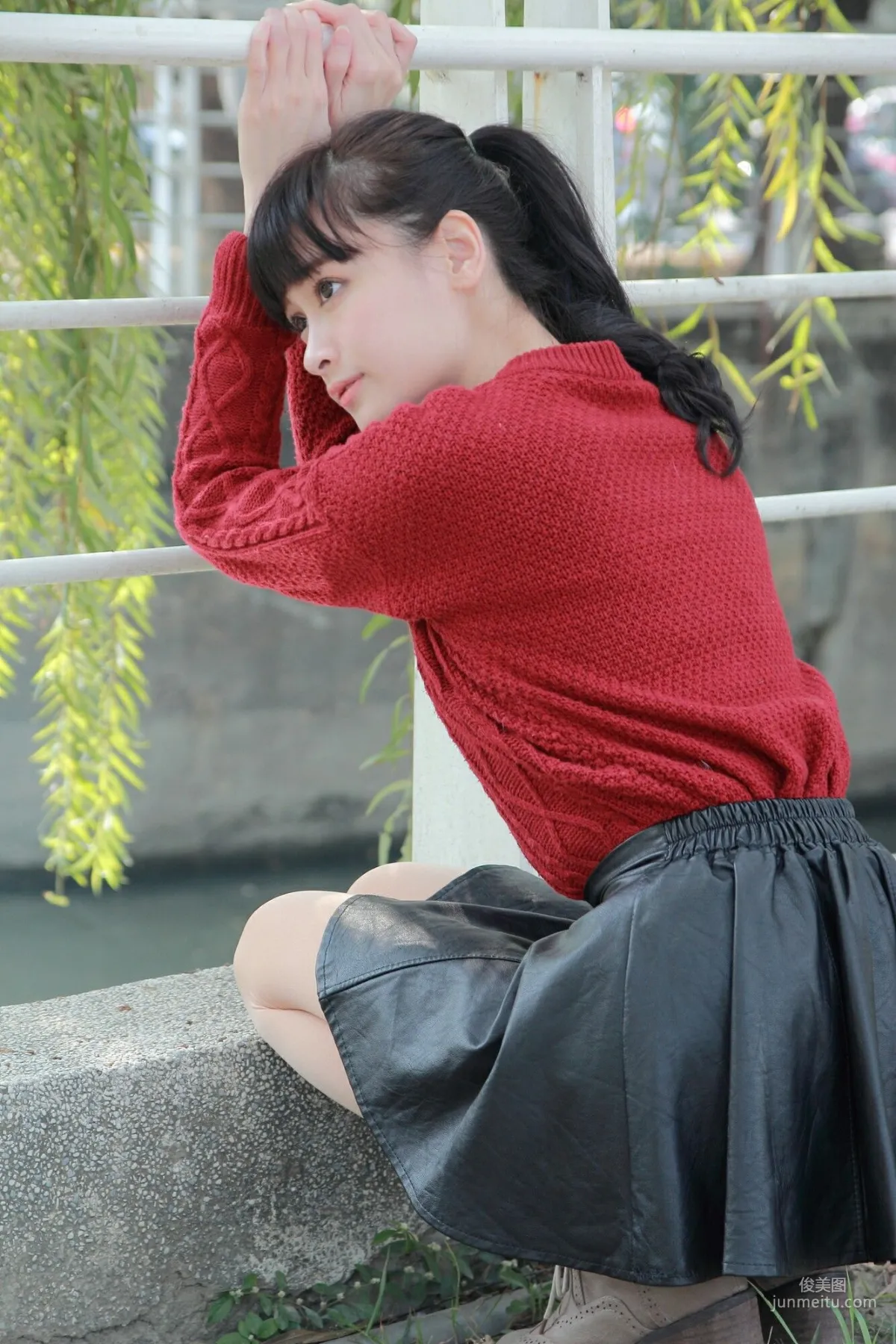 [台灣女神] 段璟瑤《原生植物園》 寫真集 46