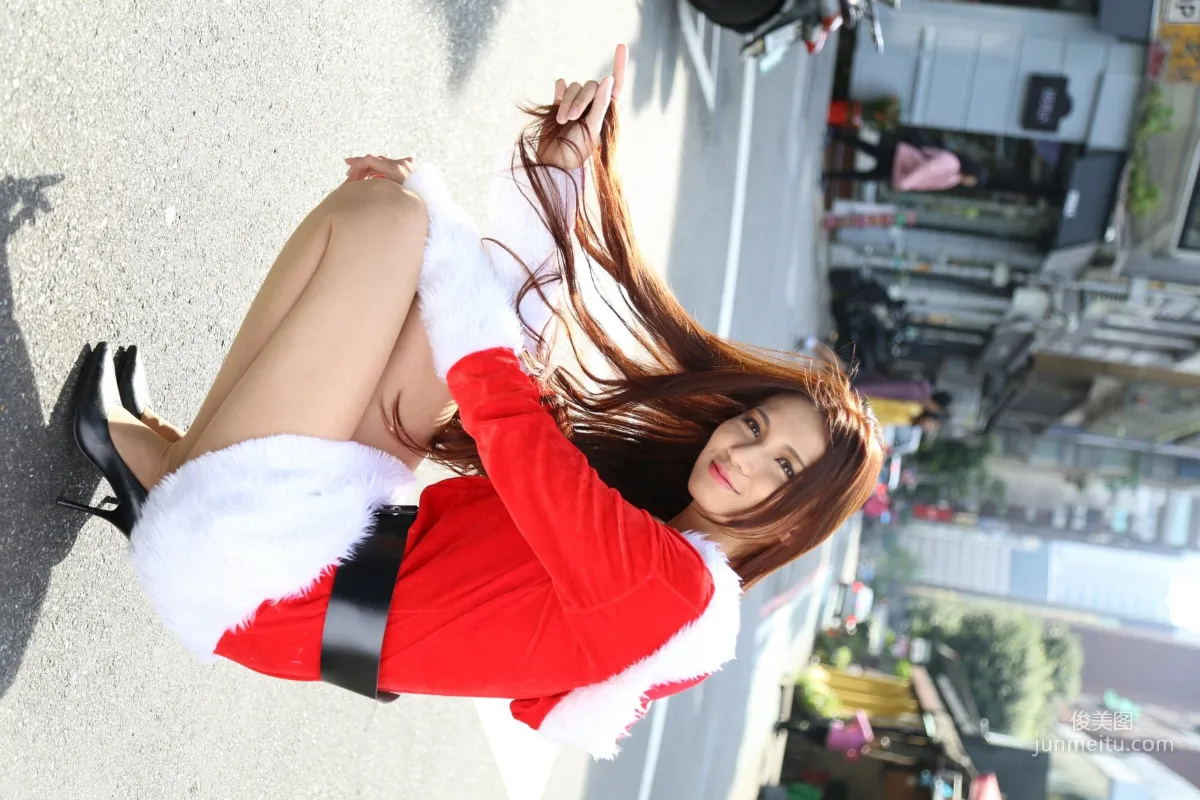 [台灣正妹] 蔡譯心Candice《長腿聖誕女郎街拍》 寫真集 94