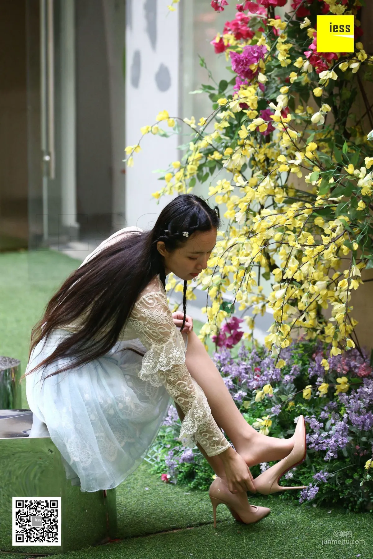 木木 《蕾絲花姑娘肉絲》 [異思趣向IESS] 絲享家233 寫真集 5