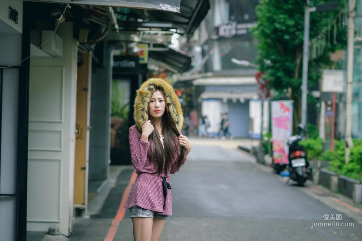 [台灣正妹] 黃艾比Abbie - 長腿熱褲街拍 寫真集 27