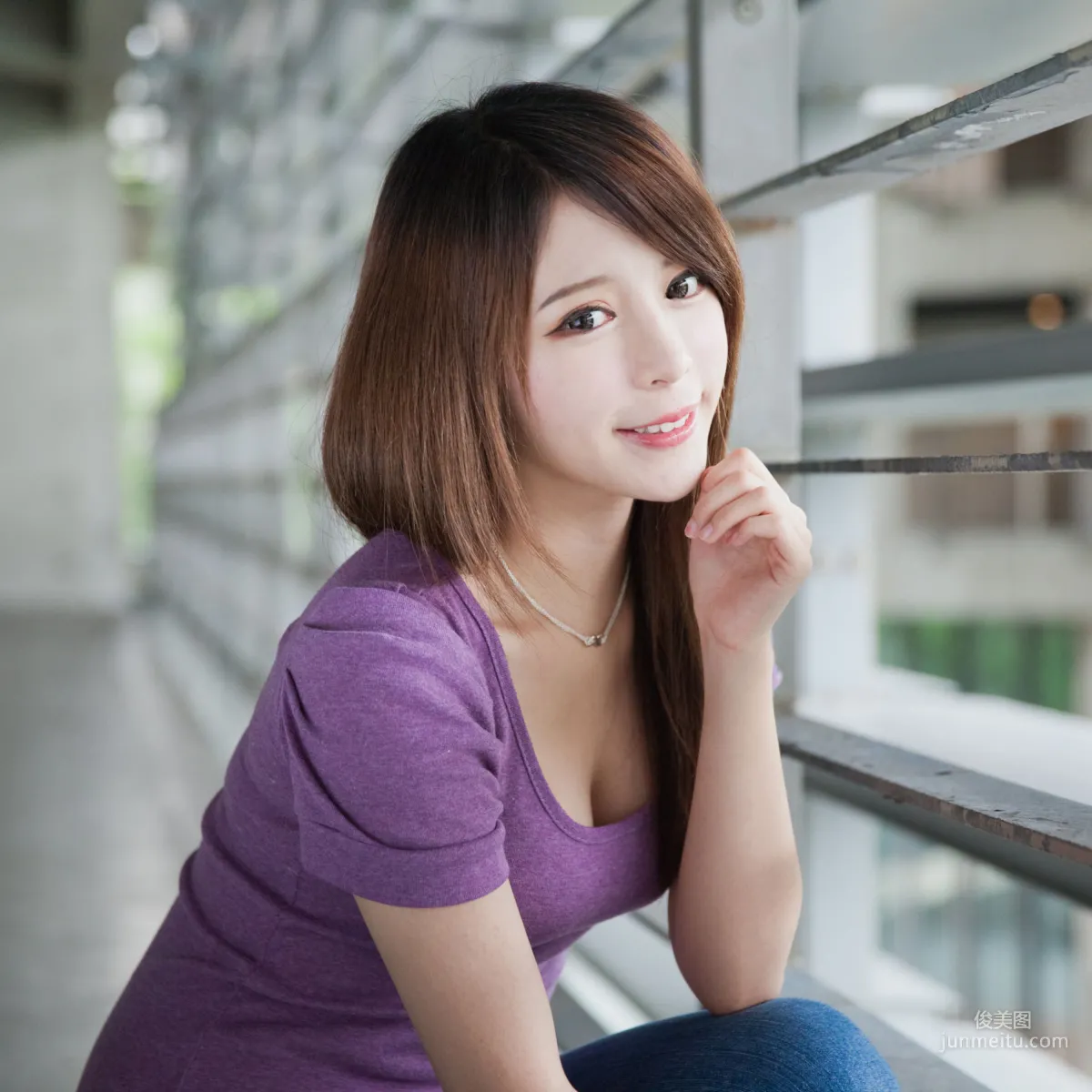 [台灣女神] 張齊郡《2013-JuLie玉美人!》 寫真集 12