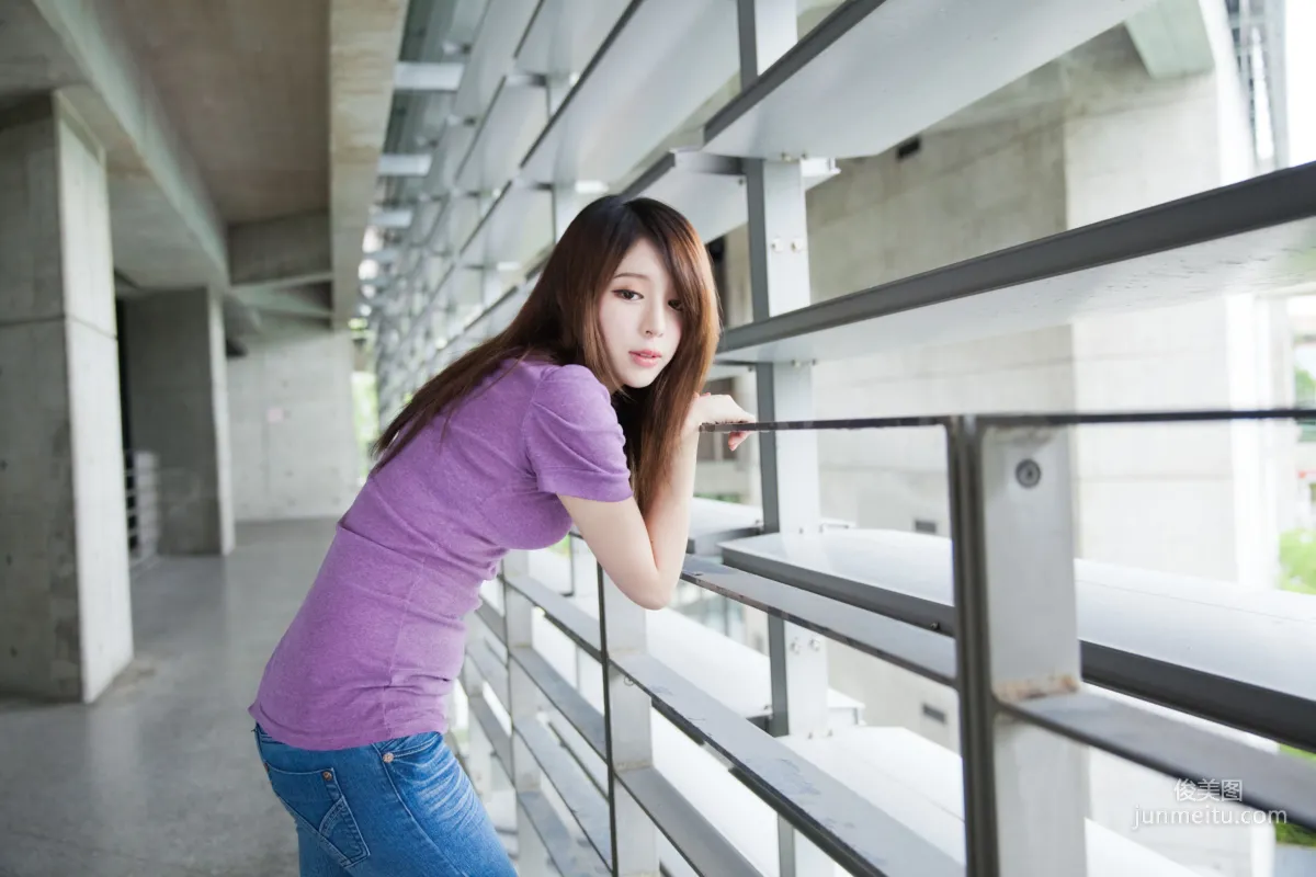 [台灣女神] 張齊郡《2013-JuLie玉美人!》 寫真集 4