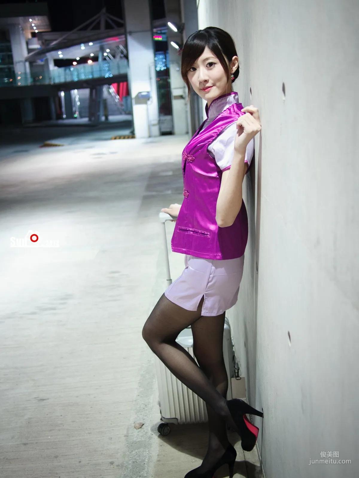 [台灣女神] 林茉晶 - 哈雷女警與空姐 寫真集 26