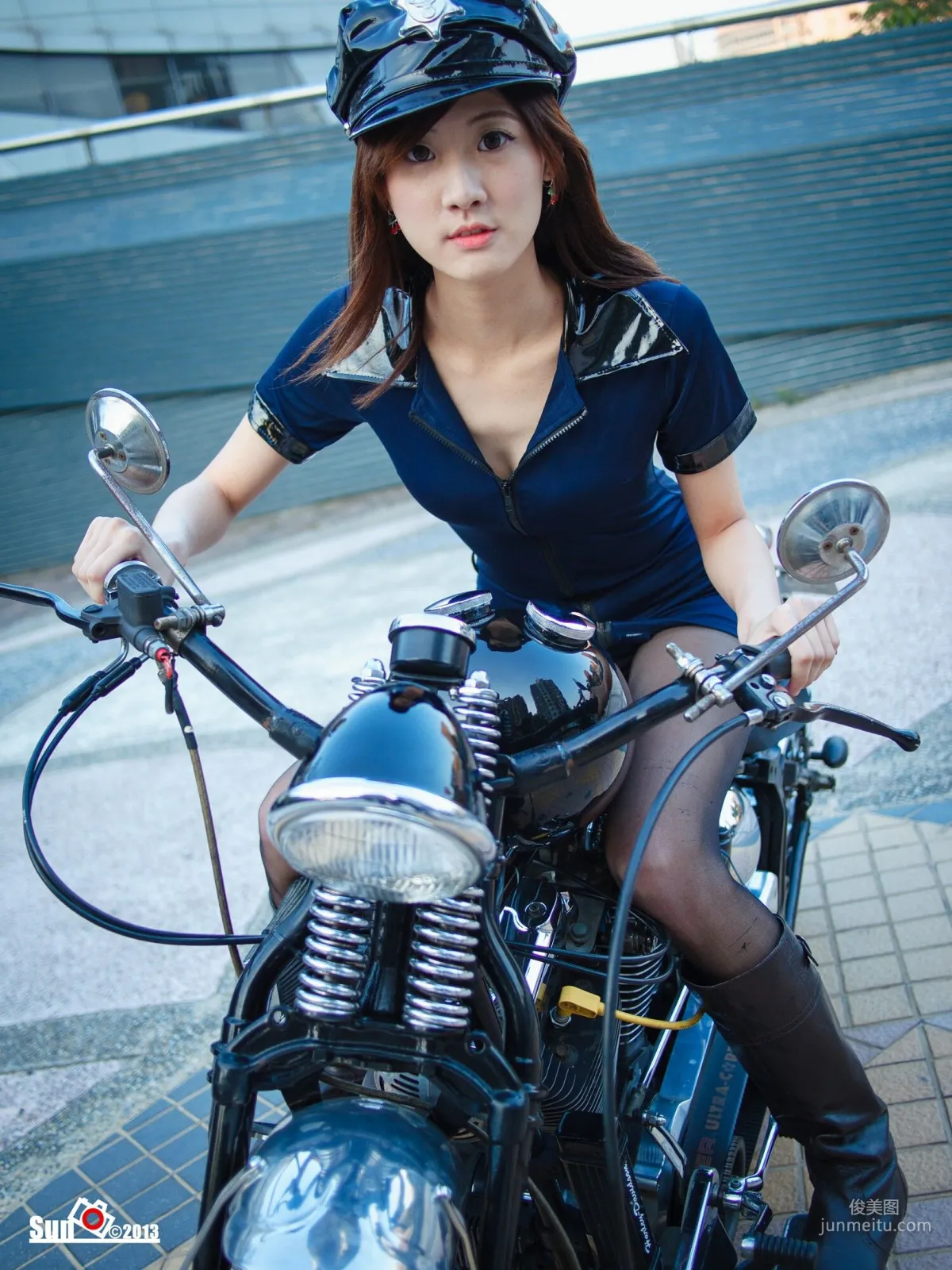 [台灣女神] 林茉晶 - 哈雷女警與空姐 寫真集 14