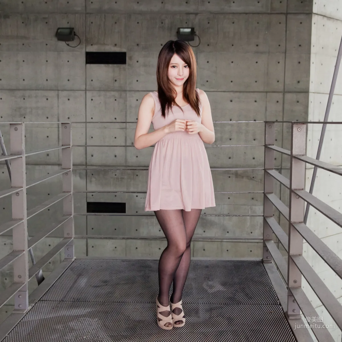 [台灣女神] 張齊郡《2013-JuLie玉美人!》 寫真集 31