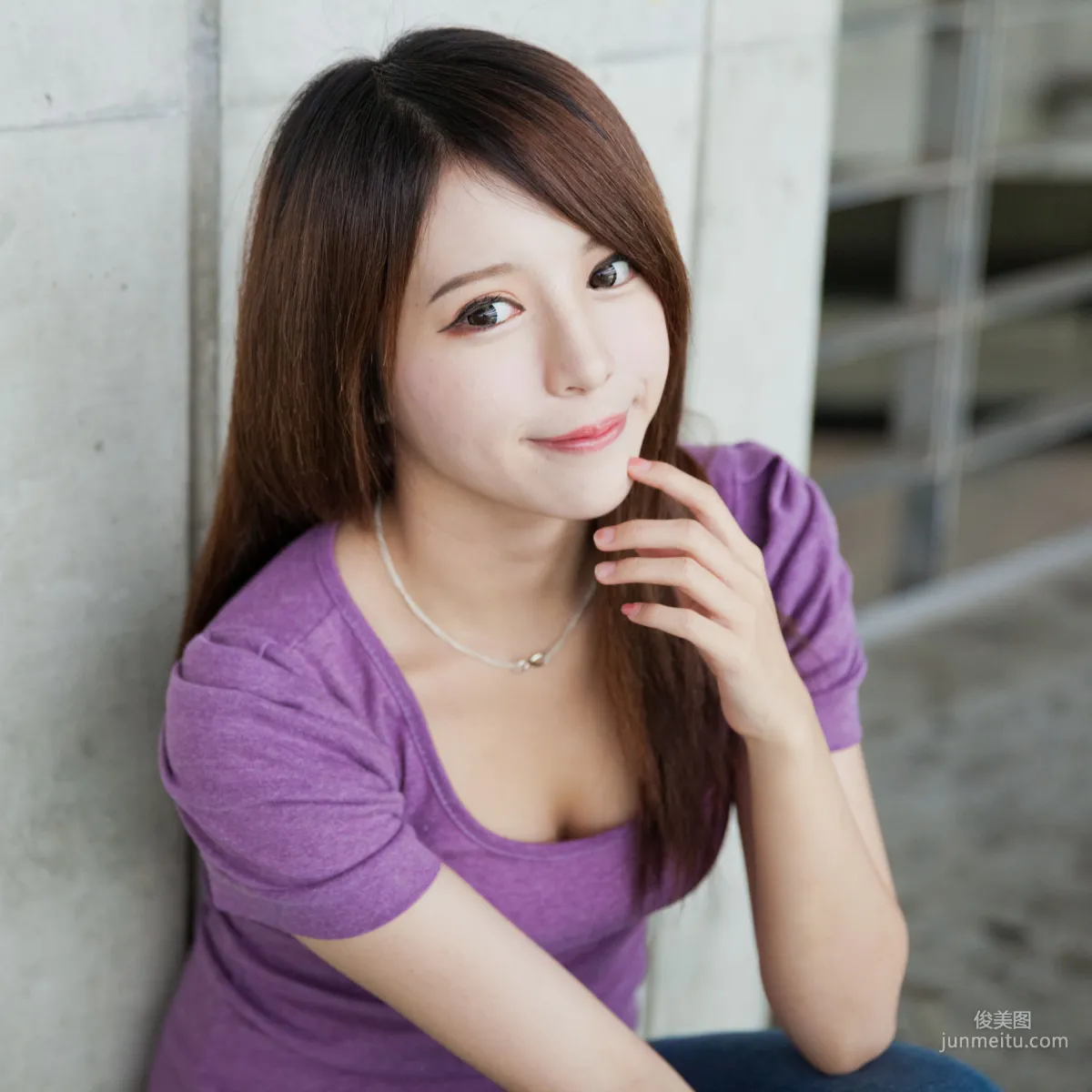 [台灣女神] 張齊郡《2013-JuLie玉美人!》 寫真集 17