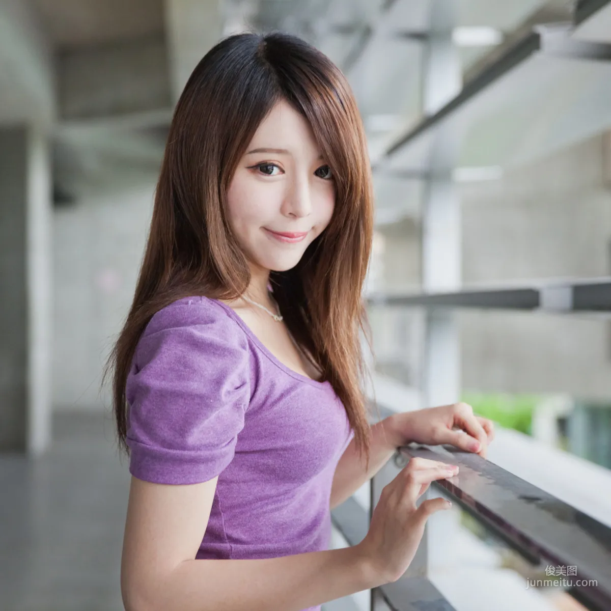 [台灣女神] 張齊郡《2013-JuLie玉美人!》 寫真集 2