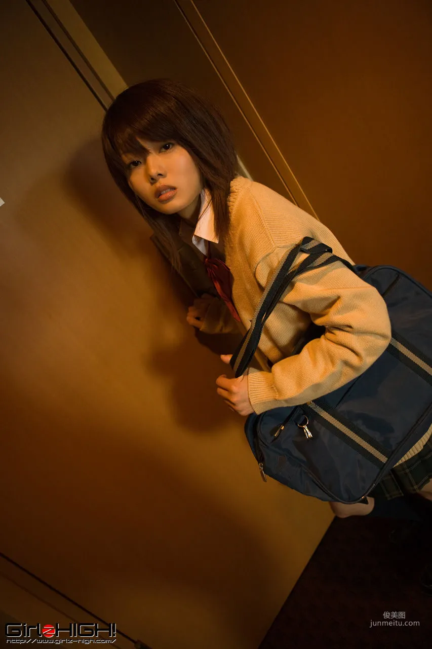 [Girlz-High] Side-B No.061 Miki 写真集60