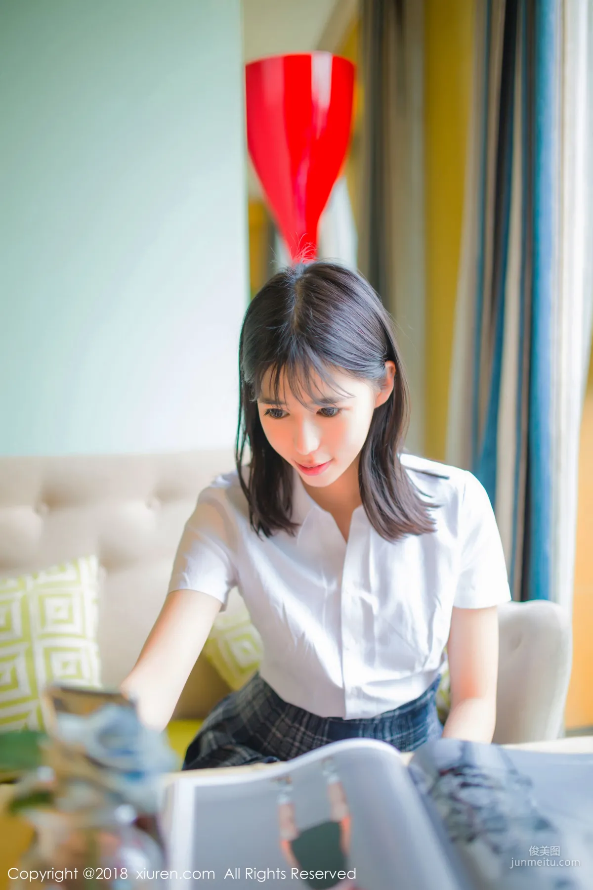 艾栗栗栗栗栗栗吖《女秘OL》 [秀人XIUREN] No.1014 寫真集 30