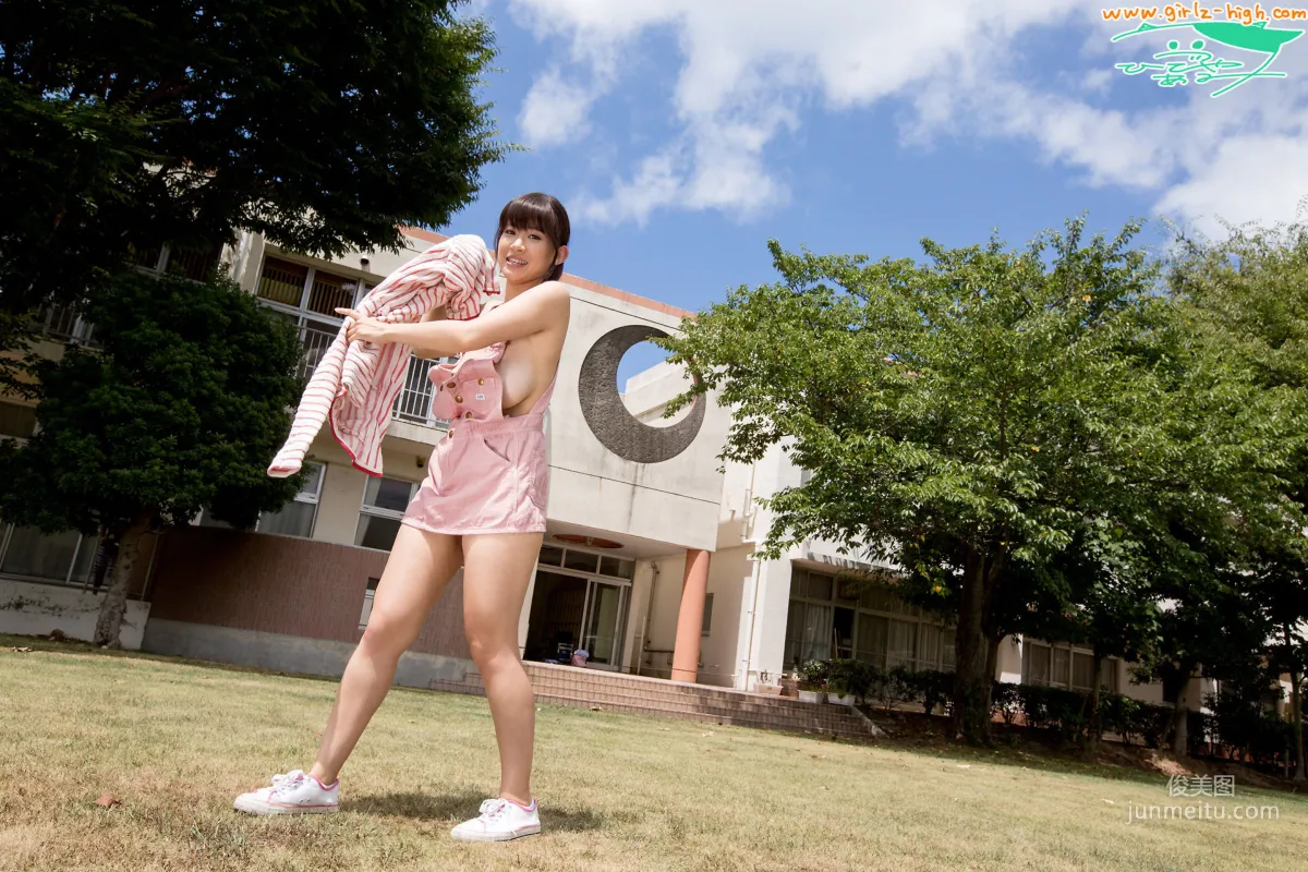 日比谷亜美《僕の下乳先生》サロペット [Girlz-High] 寫真集 8