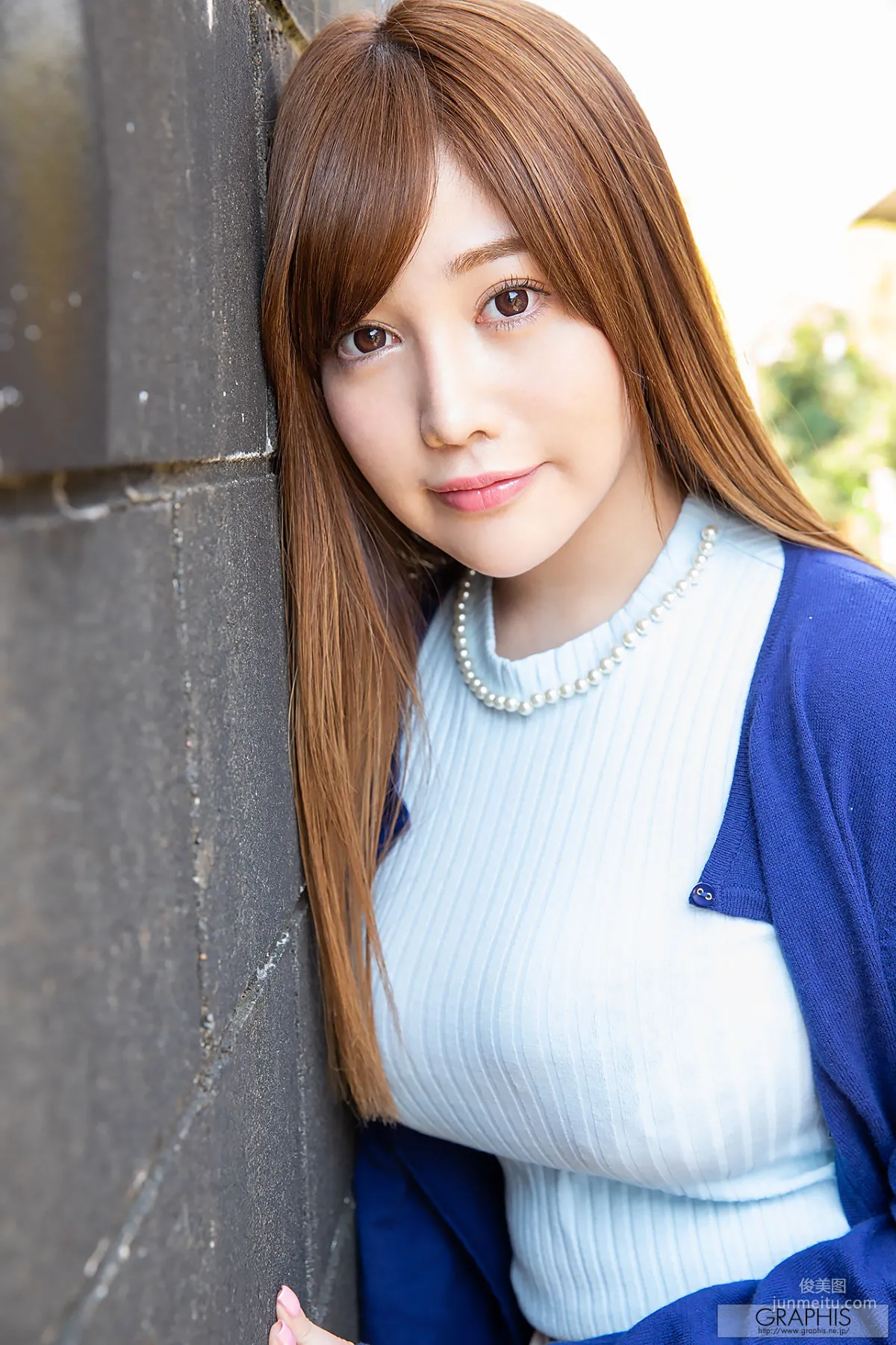 [Graphis] First Gravure 初脫ぎ娘 益坂美亜 Mia Masuzaka 寫真集 6