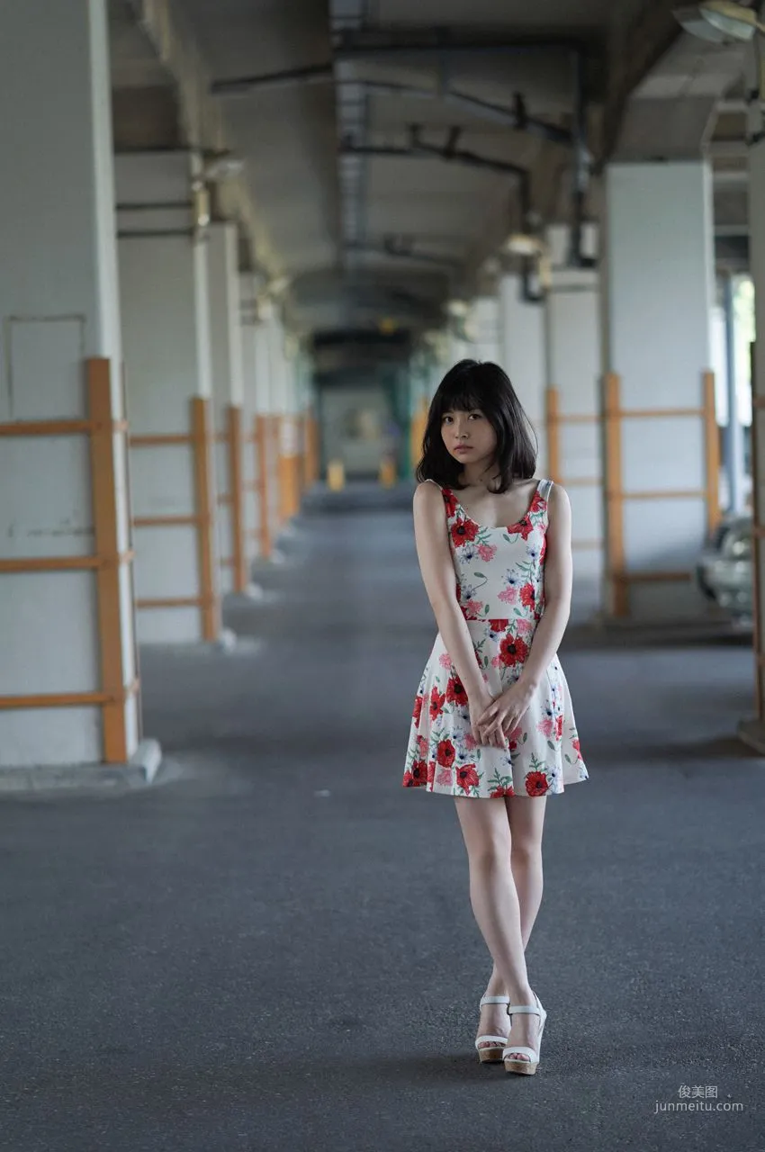 吉岡茉祐「First Gravure for a Voice Actress」 [WPB-net] Extra EX726 写真集15