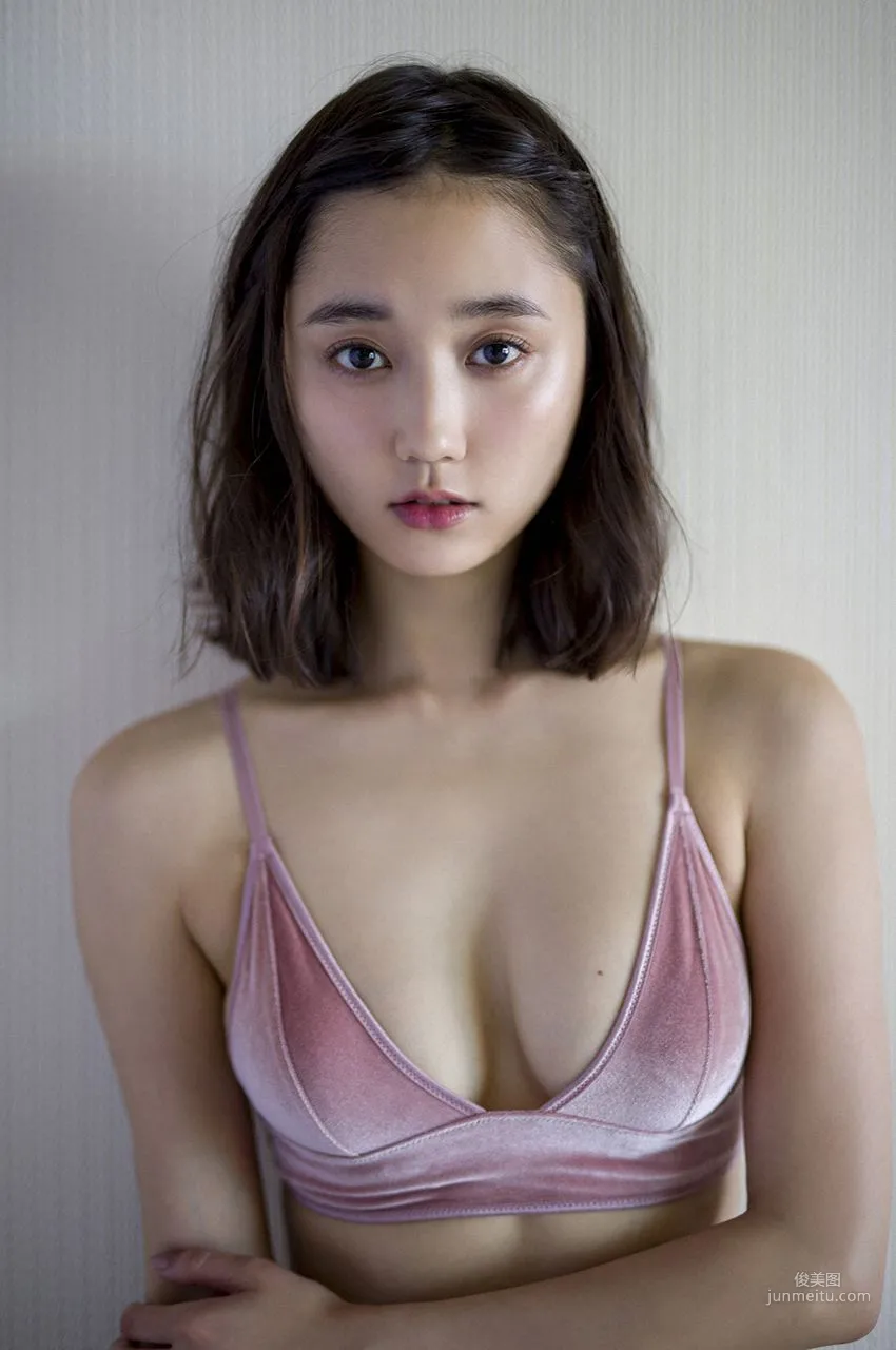 鈴木友菜 《なんだこりゃ、天使すぎる！》 [WPB-net] No.215 写真集91
