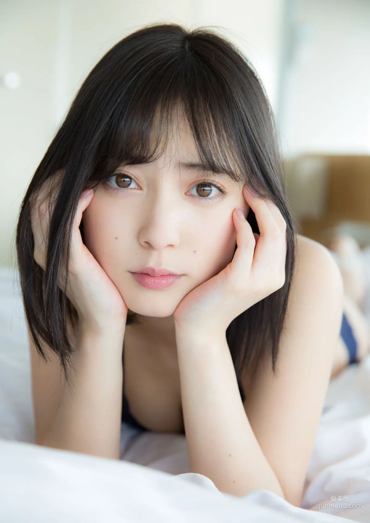 池上紗理依《360°全方位系モグラ美少女》 写真集3