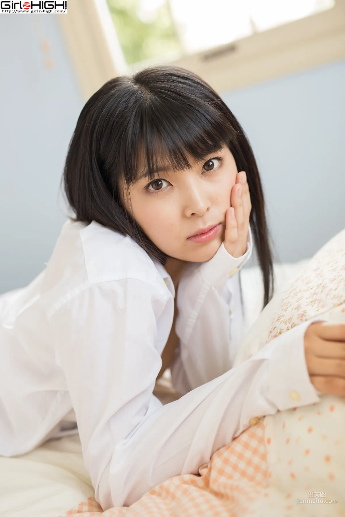 望月みはる《はじめまして》Ｙシャツ [Girlz-High] 写真集35