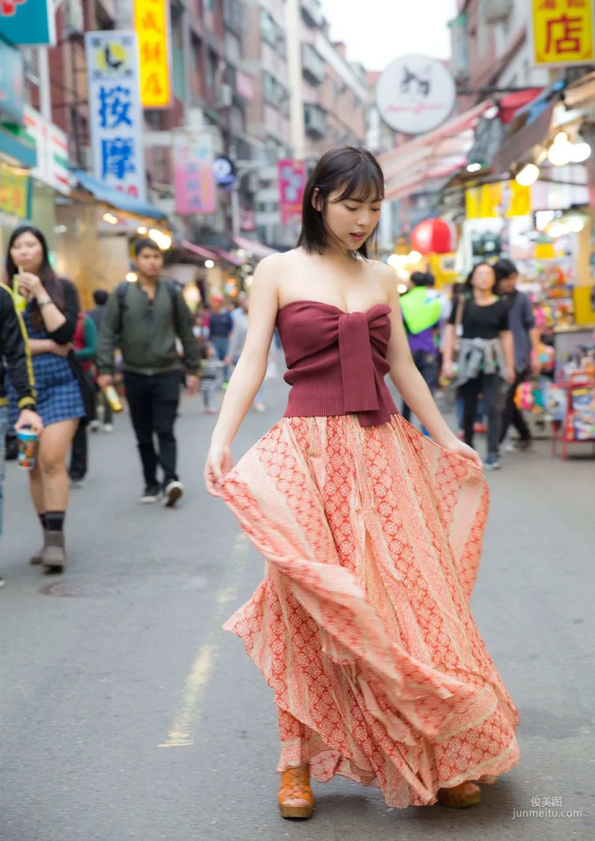 池上紗理依《360°全方位系モグラ美少女》 写真集7