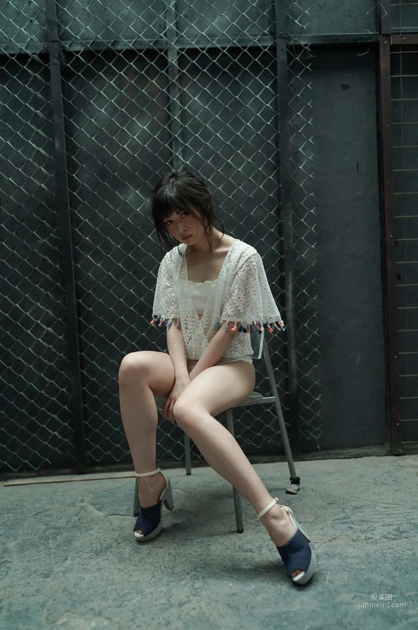 吉岡茉祐「First Gravure for a Voice Actress」 [WPB-net] Extra EX726 写真集18