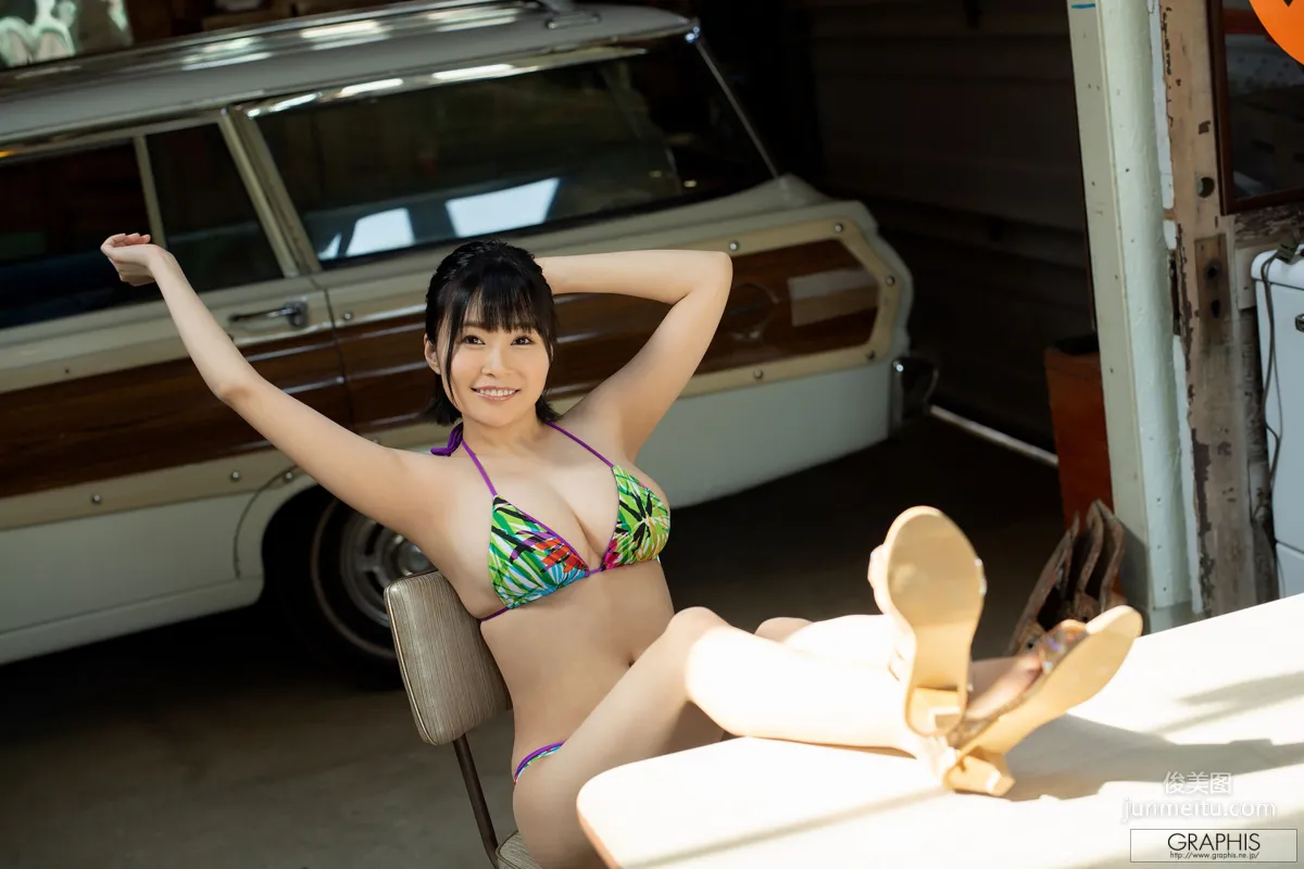 河合あすな《Natural beauty melons!》 [Graphis] Gals 写真集19