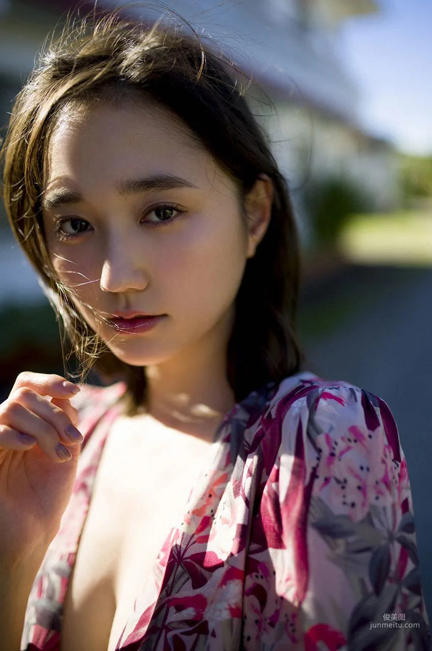 鈴木友菜 《なんだこりゃ、天使すぎる！》 [WPB-net] No.215 写真集13