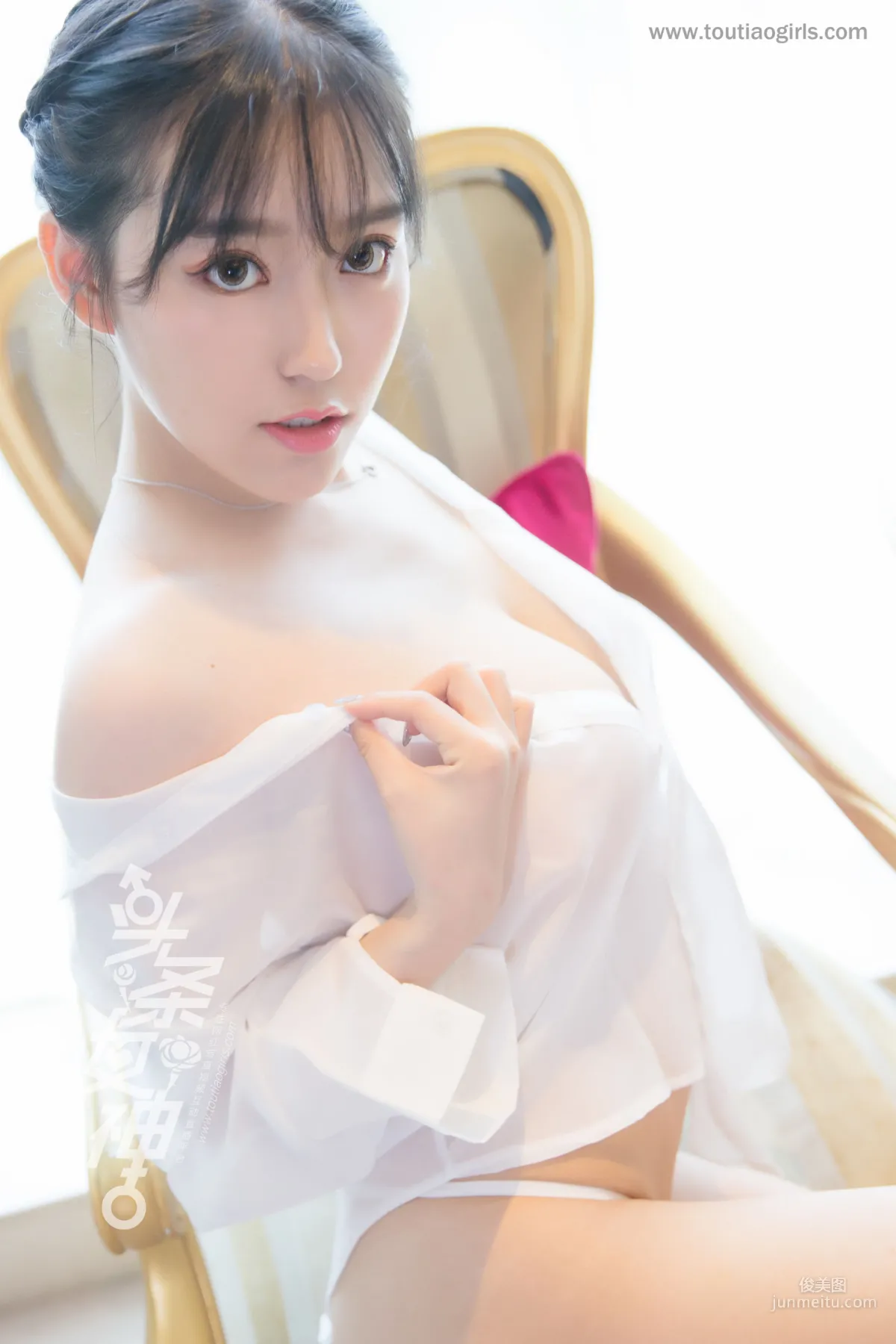 陳亦菲《冰雪素人 豆蔻花顔》 [頭條女神Toutiaogirls] 寫真集 7