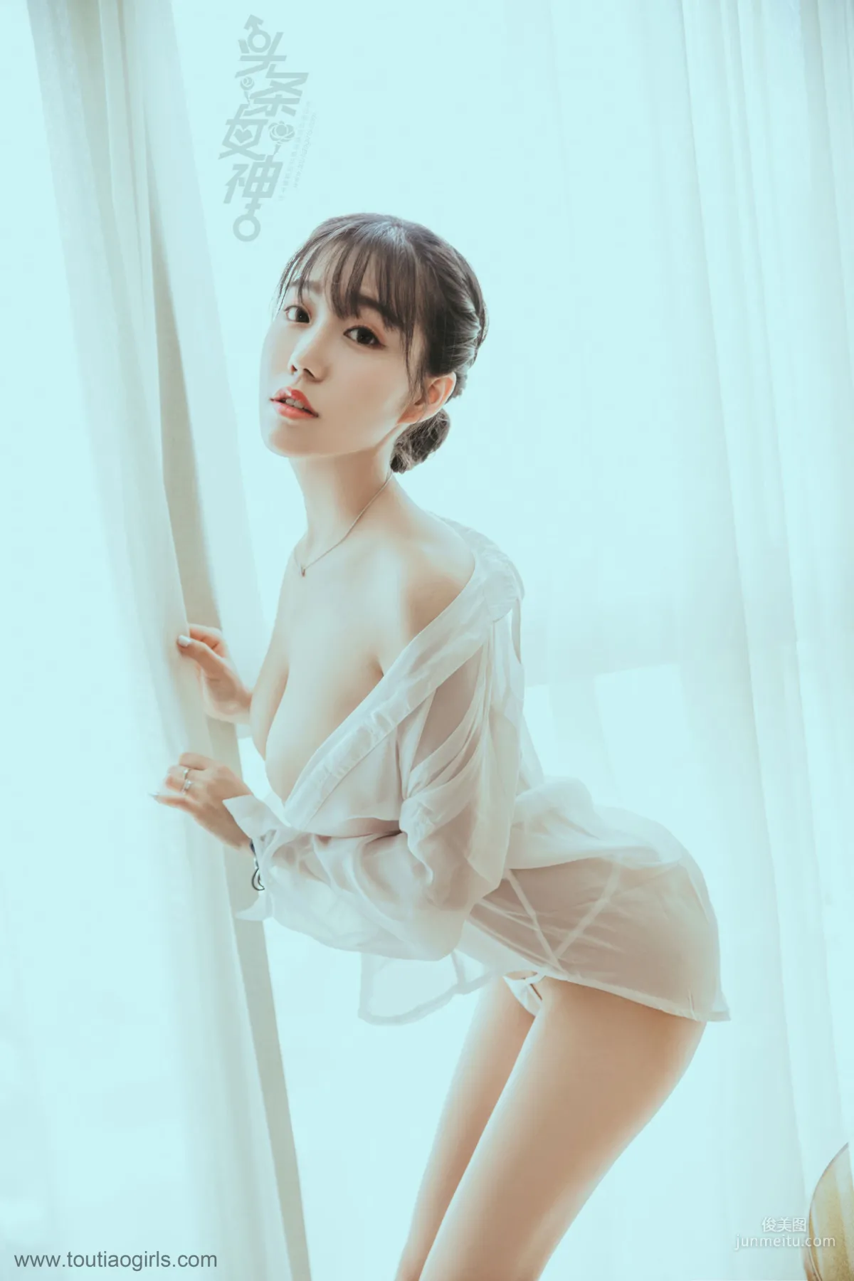 陳亦菲《冰雪素人 豆蔻花顔》 [頭條女神Toutiaogirls] 寫真集 19