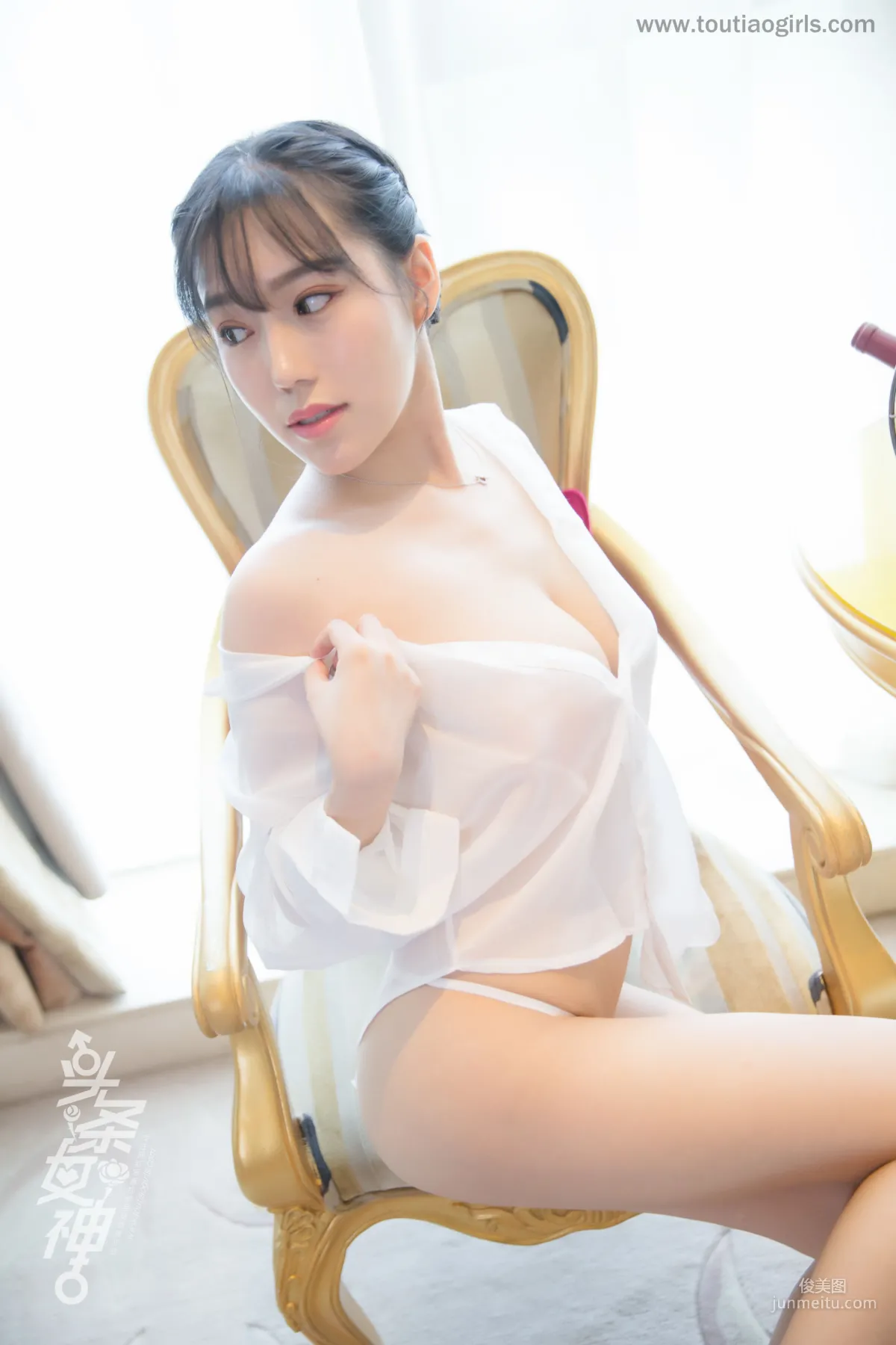 陳亦菲《冰雪素人 豆蔻花顔》 [頭條女神Toutiaogirls] 寫真集 6